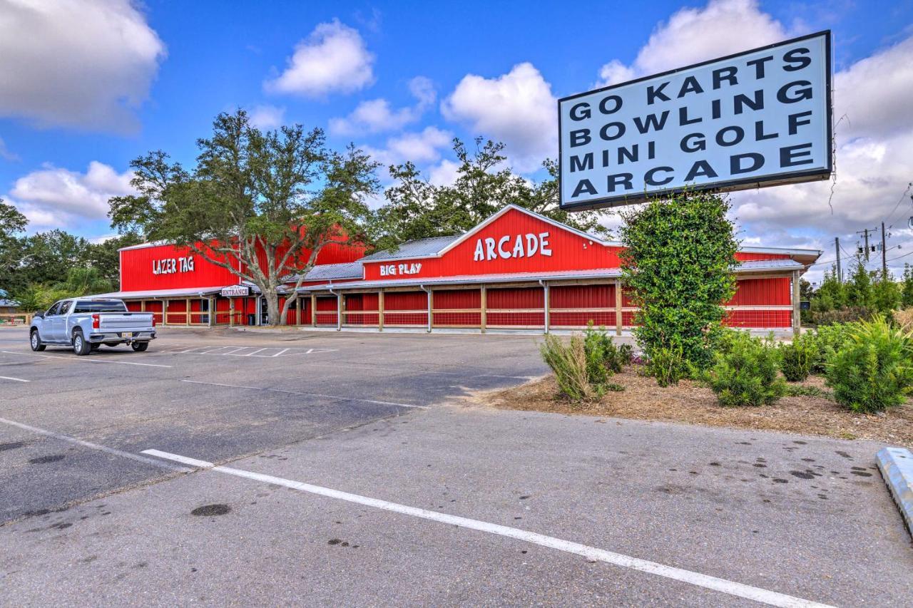 Sunny Beachfront Biloxi Condo With Resort Amenities! Exterior photo